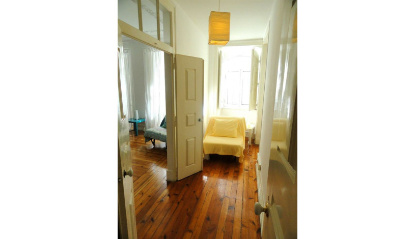 Apartment Travessa das Mercês Lisboa - Apt 35490