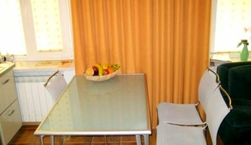 Apartment Triokhsviatytelska Kiev - Apt 16126