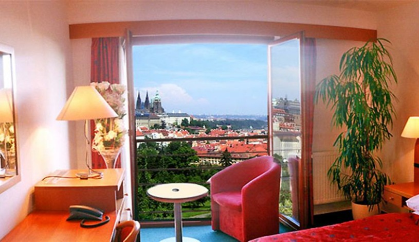 Hotel Troja Praha - 2-lůžkový pokoj Deluxe