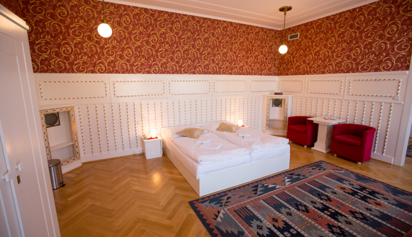 Hotel U Beránka Náchod - Dvoulůžkový pokoj SUPERIOR