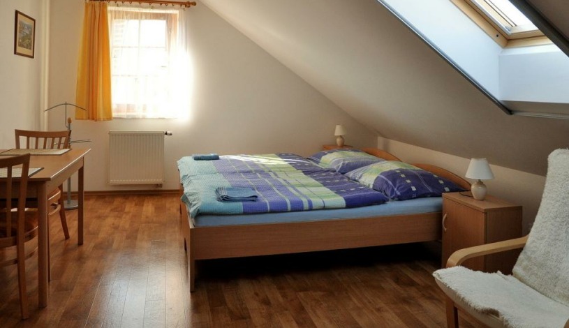 Ubytování U Světa Třeboň - Čtyřlůžkový apartmán s podkrovím