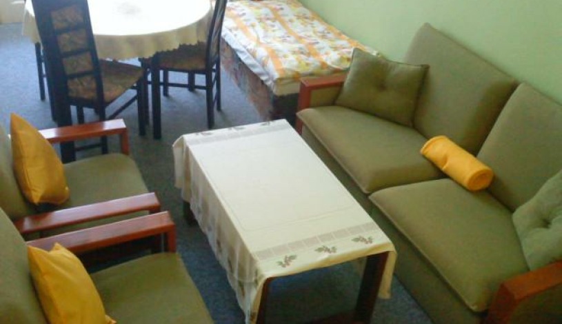 Retro Apartment Teplice - Obývací pokoj