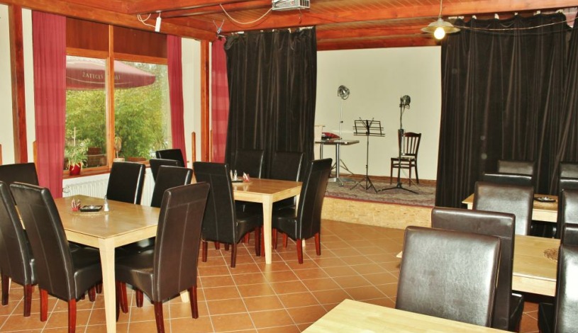 Penzion a restaurace U ČERTA Čerčany