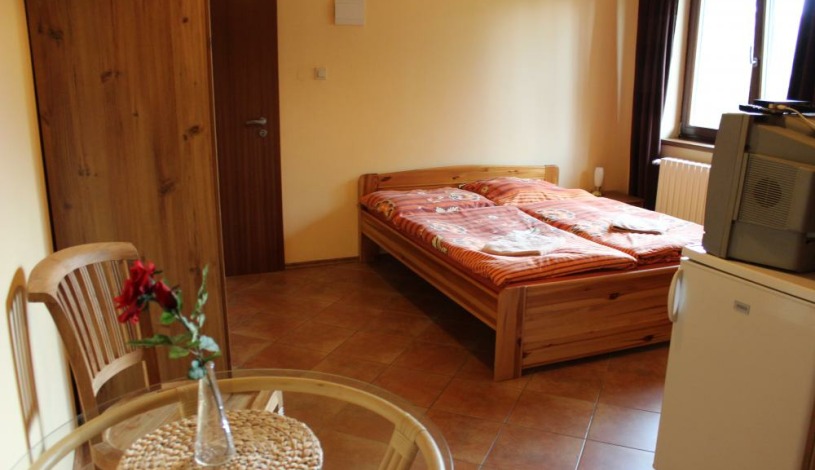 Penzion a restaurace U ČERTA Čerčany - 2 lůžkový, 3 lůžkový