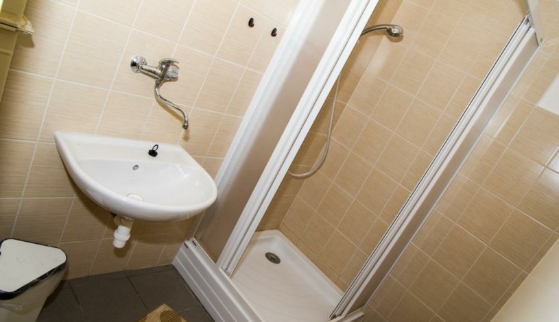 U Fořta Hřensko - Celnice 1 (bez stravy/ohne Fruhstuck/without breakfast) společná kuchyňka, Celnice 2 ( bez stravy/ohne Fruhstuck/without breakfast ) s vlastni kuchyňkou, Celnice 3 ( bez stravy/ohne Fruhstuck/without breakfast ) s vlastni  kuchyňkou, Celnice 5 ( bez stravy/ohne Fruhstuck/without breakfast ) spolecna kuchyňka, Celnice 4 ( bez stravy/ohne Fruhstuck/without breakfast ) spolecna kuchyňka