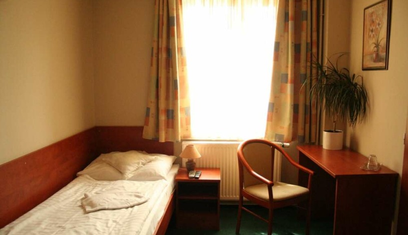 Hotel U Hvězdy Praha - Zweibettzimmer, Einbettzimmer, Dreibettzimmer