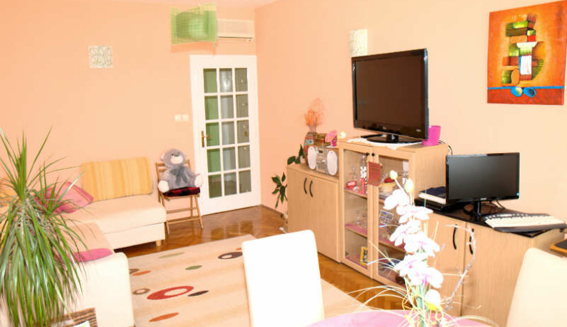 Apartment Ulica Alberta Hallera Dubrovnik - Apt 24300