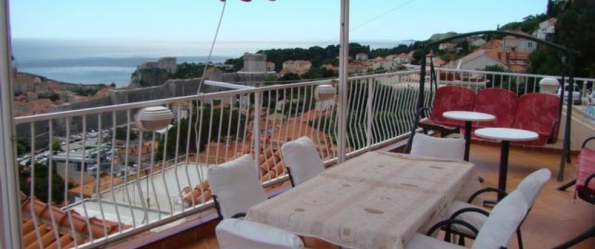 Apartment Ulica Ante Topića Mimare Dubrovnik - Apt 21128