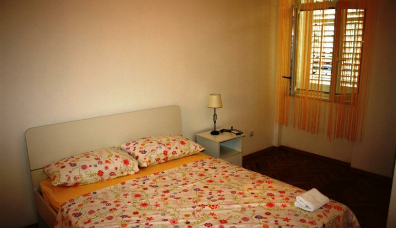 Apartment Ulica Antuna Gustava Matoša 1 Split - Apt 39657