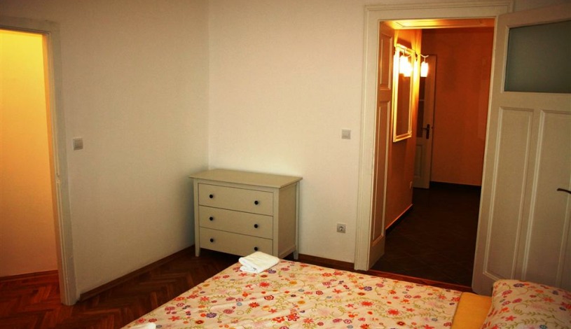 Apartment Ulica Antuna Gustava Matoša 1 Split - Apt 39657