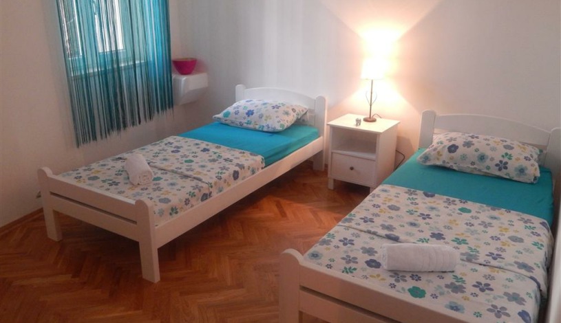 Apartment Ulica Antuna Gustava Matoša 1 Split - Apt 39657