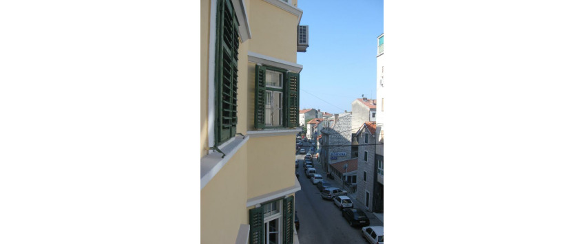 Apartment Ulica Lava Nikolajeviča Tolstoja Split - Apt 27496