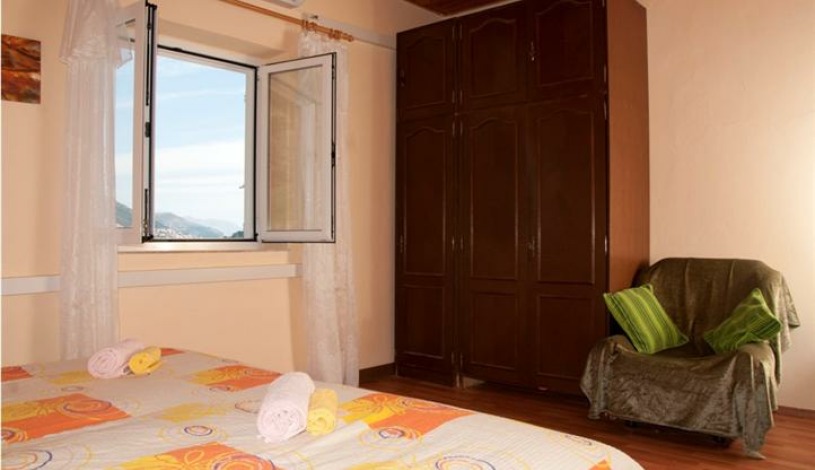 Apartment Ulica Petra Svačića Dubrovnik - Apt 20642