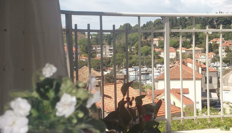 Apartment Ulica Silvija Strahimira Kranjčevića Dubrovnik - Apt 22489