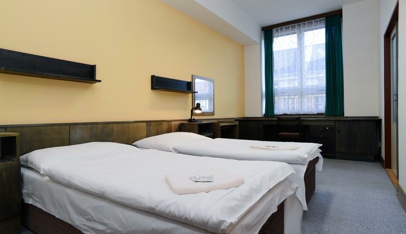 UNIHOTEL Liberec - apartmán - dvoulůžkový vč. TV