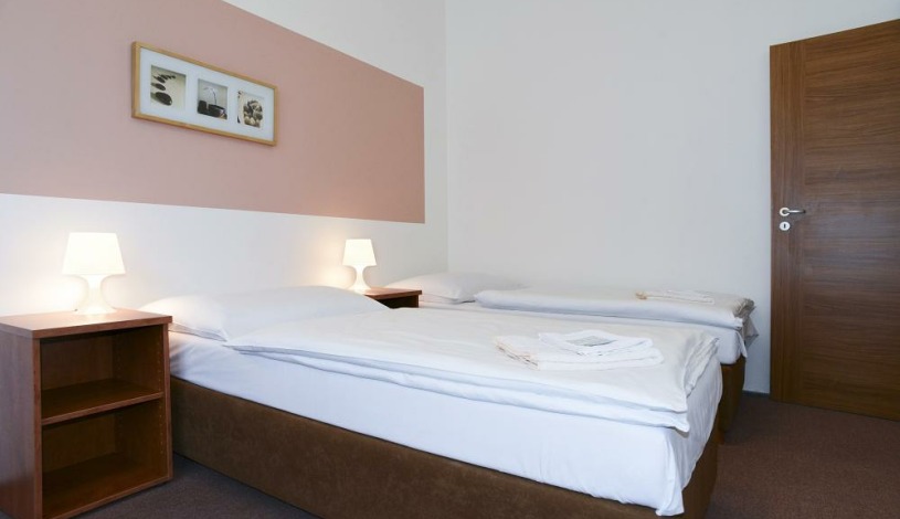 UNIHOTEL Liberec - dvoulůžkový pokoj - Economy