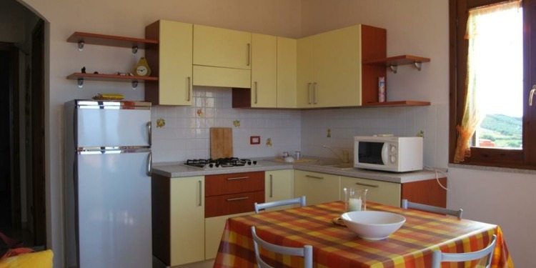 3-bedroom Apartment Sardinia Stintino with kitchen for 6 persons