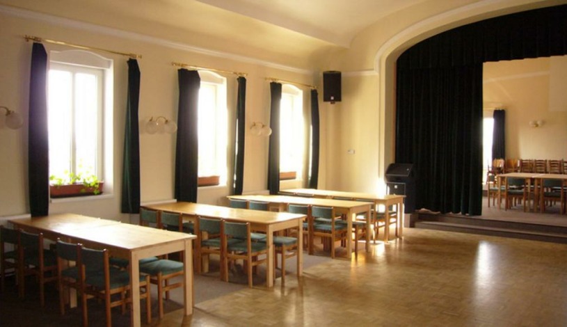U zeleného stromu Janov
