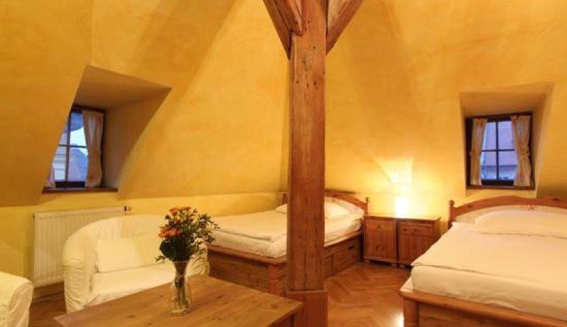 Hotel U Zlatych Nuzek Praha - Vierbettzimmer