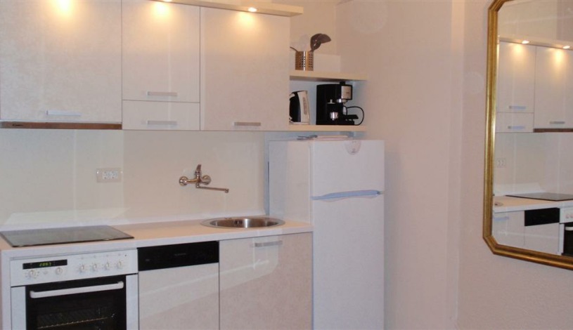 Apartment Velbuška Beograd - Apt 27474