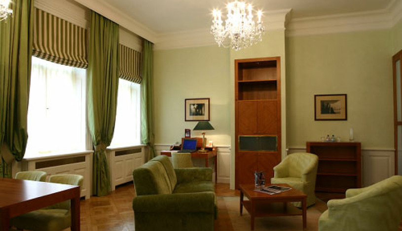 Ventana Hotel Prague Praha