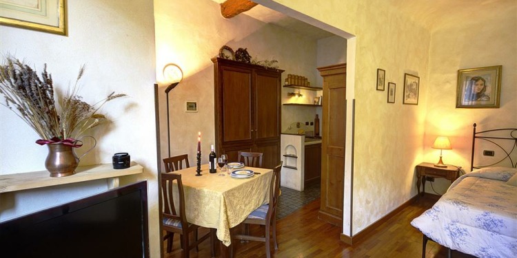 Studio Apartment Firenze Santa Croce with kitchen for 4 persons