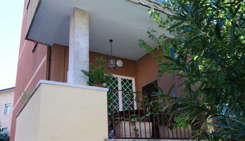 Apartment Via dei Gozzadini Roma - Apt 28963