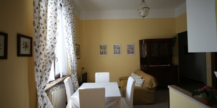 3-bedroom Apartment Milano Novate Milanese with kitchen for 5 persons