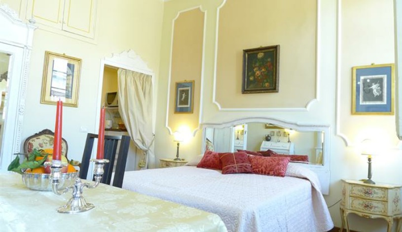 Apartment Via dell'Oriuolo Firenze