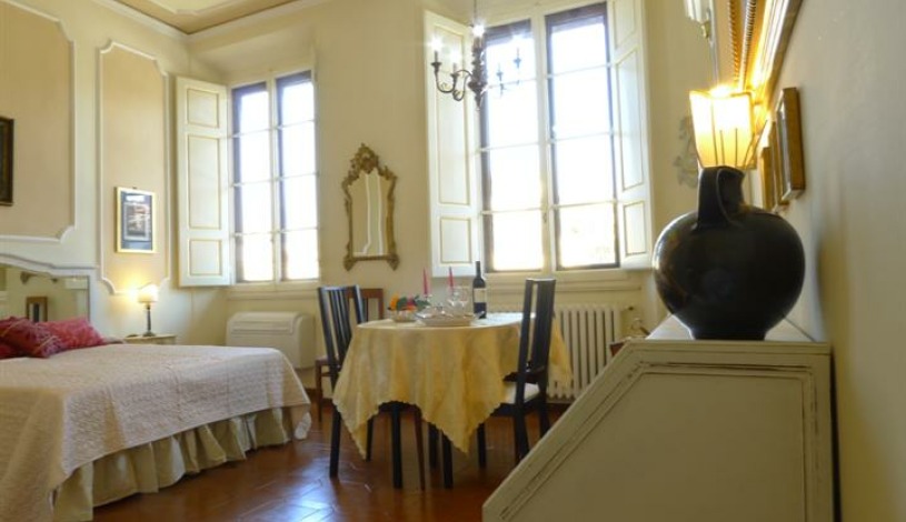 Apartment Via dell'Oriuolo Firenze