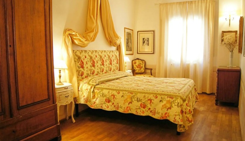 Apartment Via del Melarancio Firenze - Apt 18495