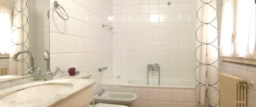 Apartment Via Francesco Carrara Lucca - Apt 27030