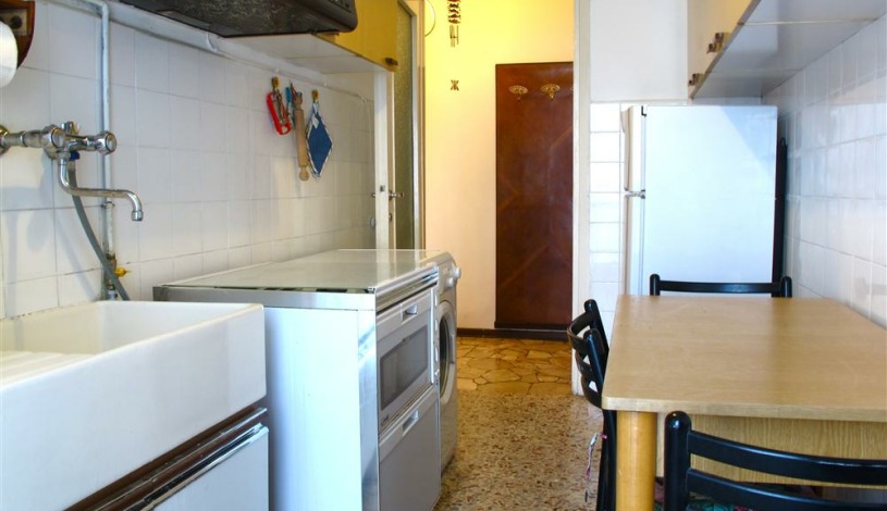 Apartment Via Generale Govone Giuseppe Milano - Apt 28143