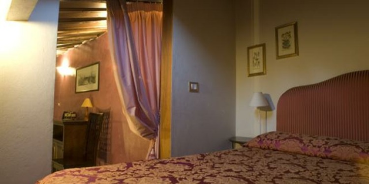 1-bedroom Firenze Santa Croce with kitchen for 4 persons