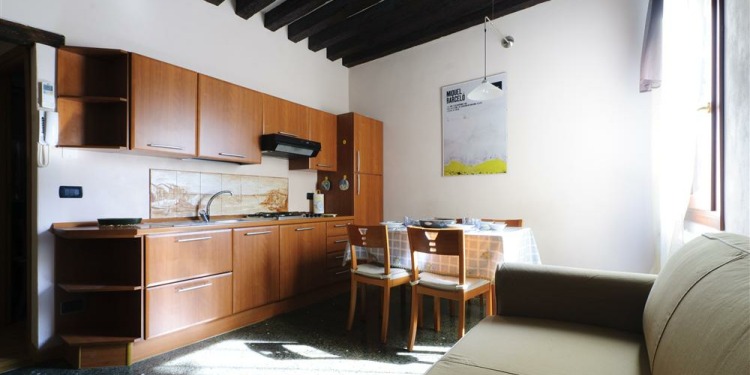 3-Schlafzimmer Venezia Castello mit Küche für 6 Personen