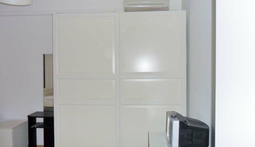 Apartment Via Luigi Porro Lambertenghi Milano - Apt 28136