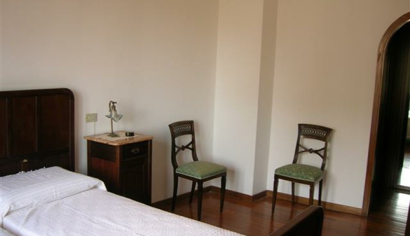 Apartment Via Matteo Renato Imbriani Napoli - Apt 17728