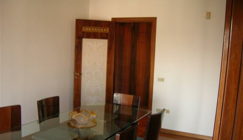 Apartment Via Matteo Renato Imbriani Napoli - Apt 17728