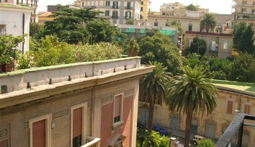 Apartment Via Matteo Renato Imbriani Napoli - Apt 17728
