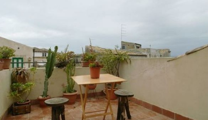 Apartment Via Salomone Siracusa - Apt 15095