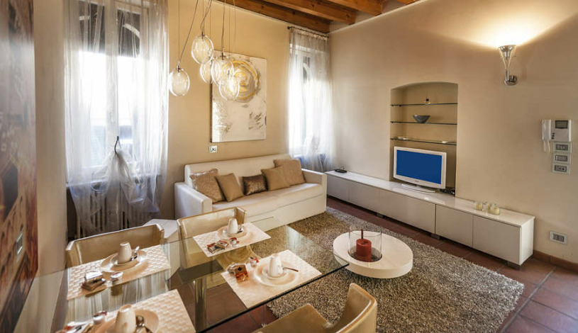 Apartment Via San Pietro Incarnario Verona - Apt 41412