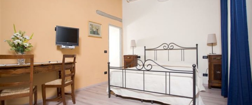 Apartment Via Sant'Antonino Firenze - Apt 17704