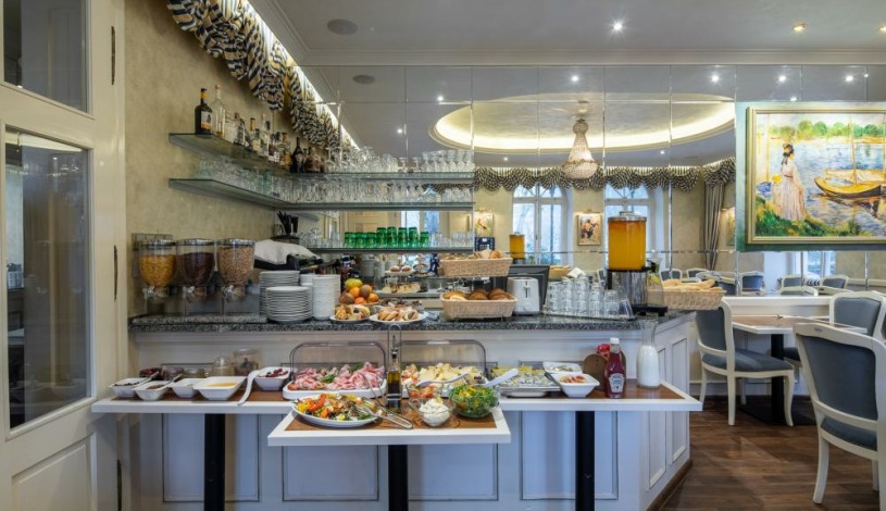 VILLA BASILEIA Riverside Karlovy Vary