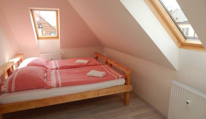 BookClever Apartments Prague Praha - Garden Grape House 6 - Apartmán pro 8   2.patro dvě ložnice,kuchyň