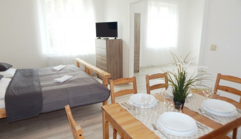 BookClever Apartments Prague Praha - Garden Grape House 2 a 4 - Apartmán pro 8 ,přízemí a první patro