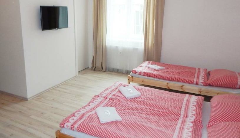 BookClever Apartments Prague Praha - Garden Grape House 3 (přízemí)  a 5 (první patro) - Studio pro 4