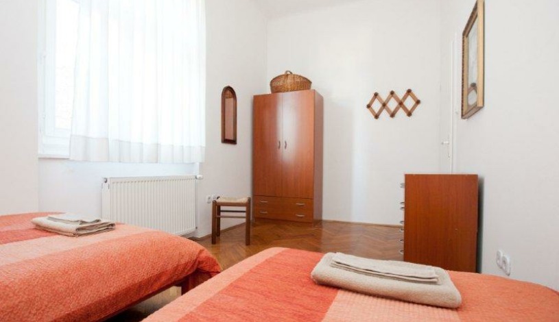 Apartment Vodnikova ulica Zagreb - Apt 25646