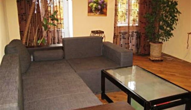 Apartment Volodymyrska Kiev - Apt 16132