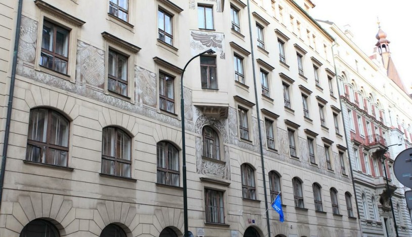 VŠ kolej Hlávkova Praha