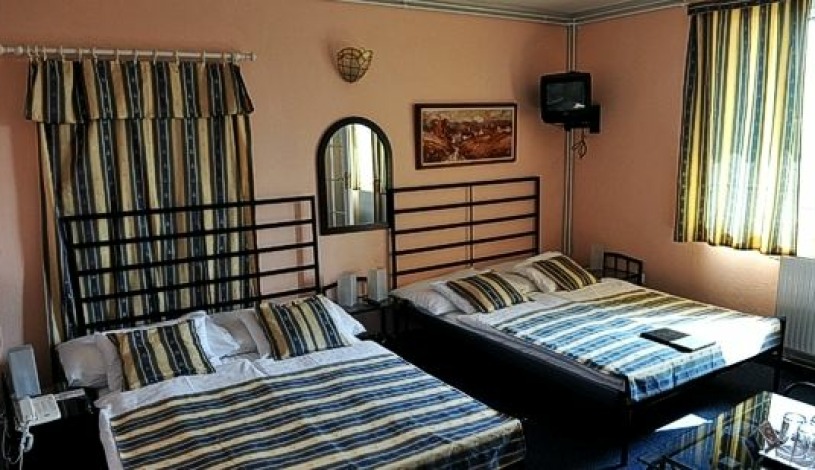 Hotel White House Praha - Four bedded room